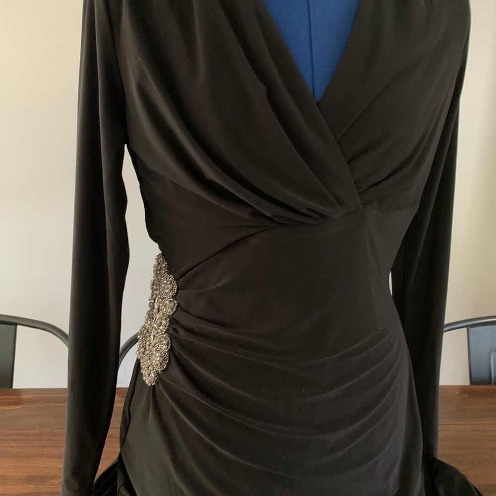 Ralph Lauren - Matte Long Sleeve Rhinestone Brooch Pleated Jersey Gown
